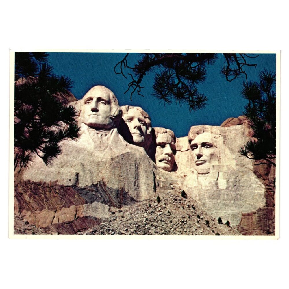Mount Rushmore Shrine Of Democracy Postcard Vintage Plastichrome Print X110791